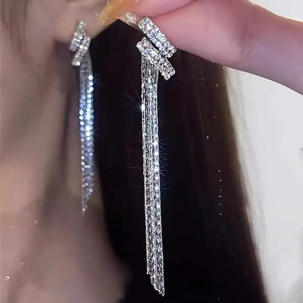 Exquisite C-Shaped Earrings