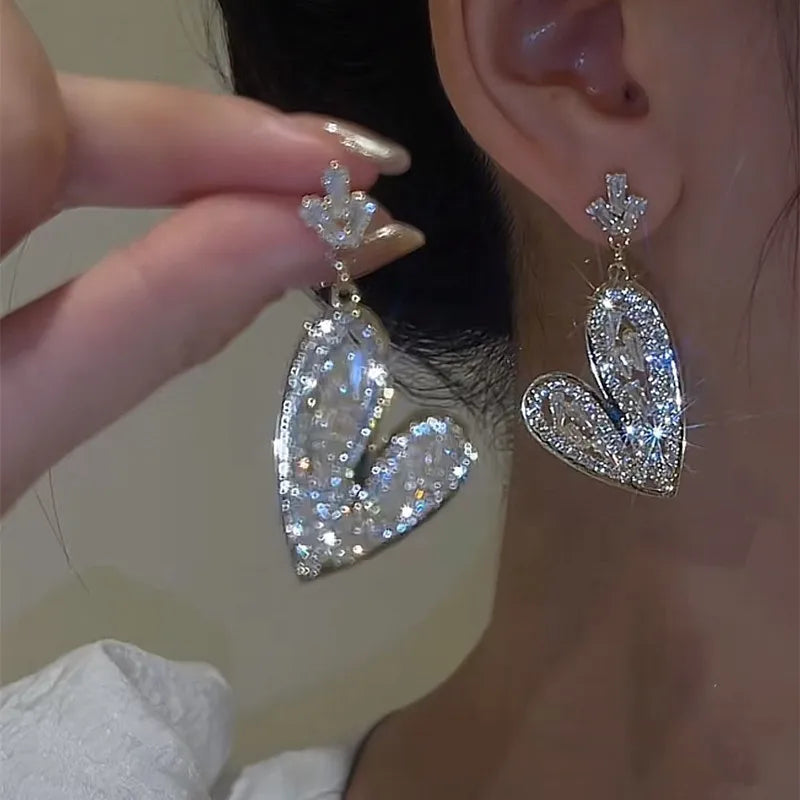 Exquisite C-Shaped Earrings