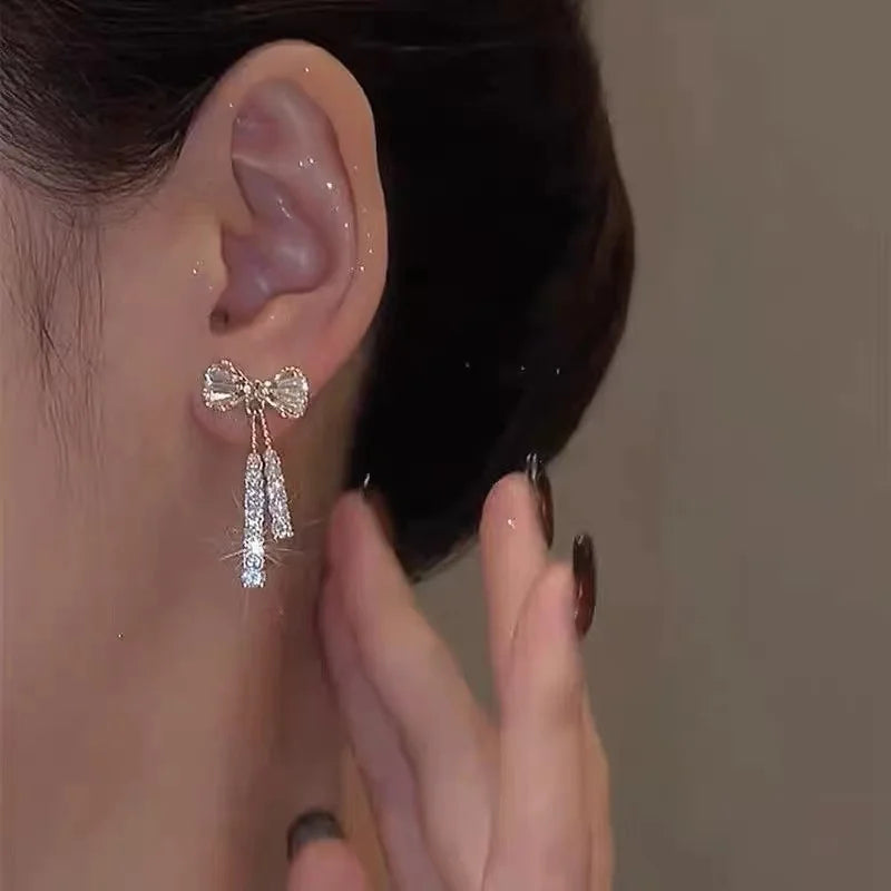 Exquisite C-Shaped Earrings