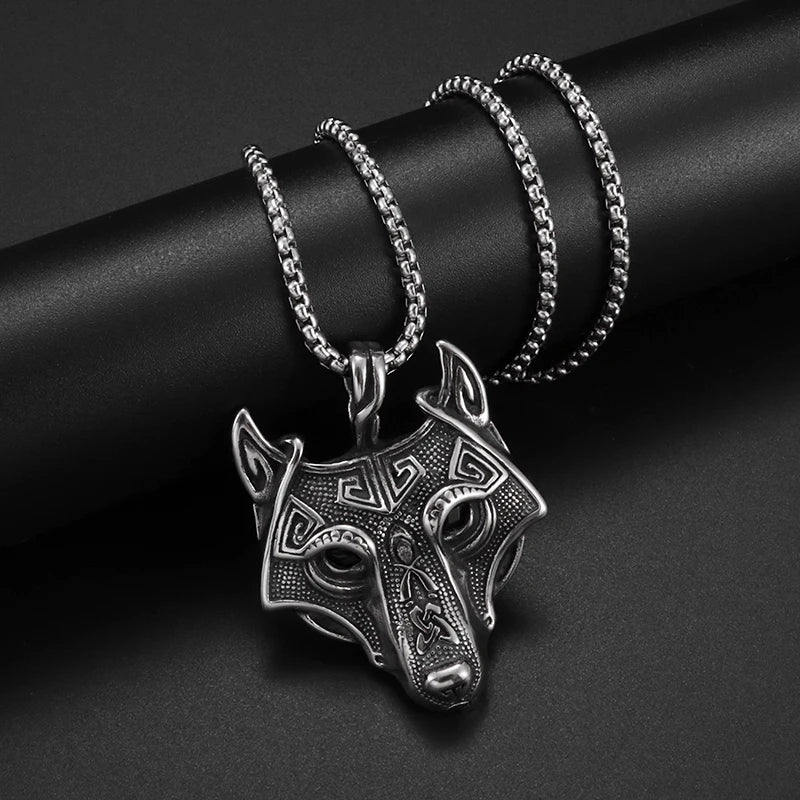 Fenrir Pendant Chain