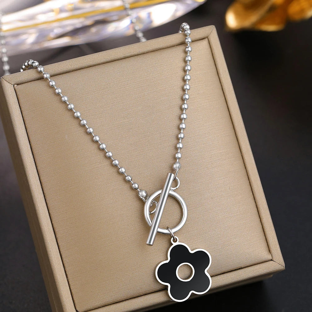 Black Flower Pendant Chains