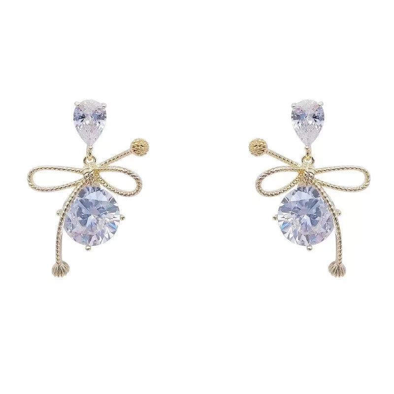 Exquisite C-Shaped Earrings