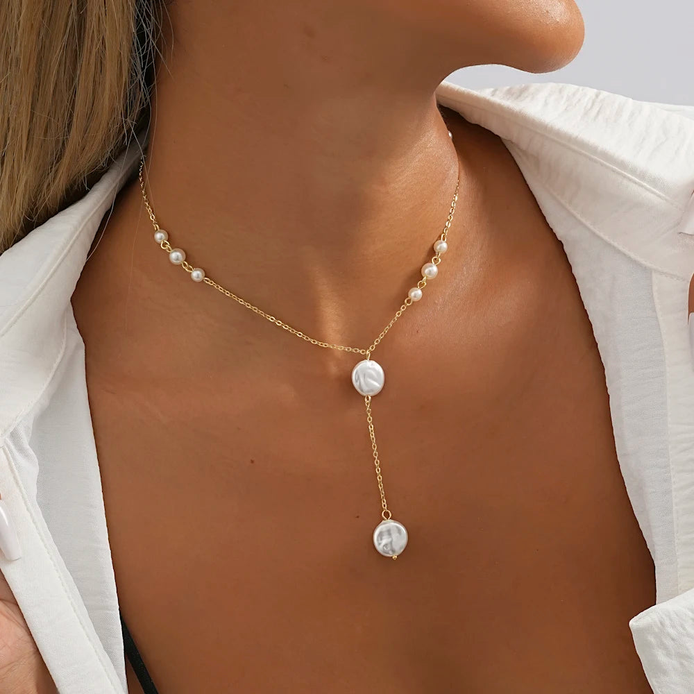 Retro Pearl Pendant Necklaces