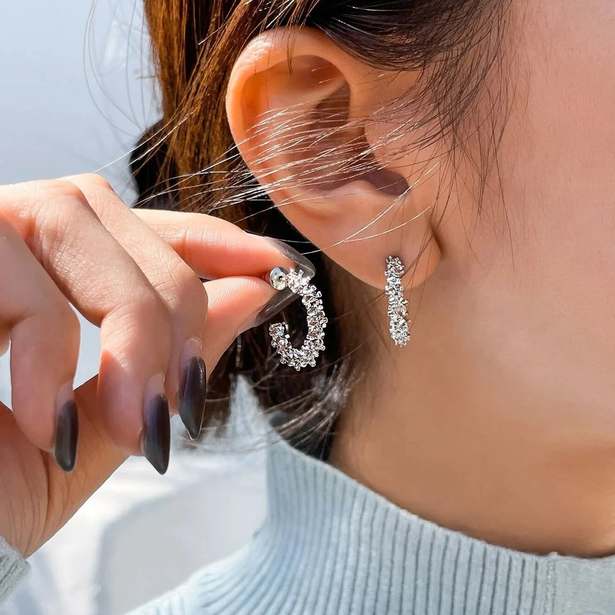 Exquisite C-Shaped Earrings